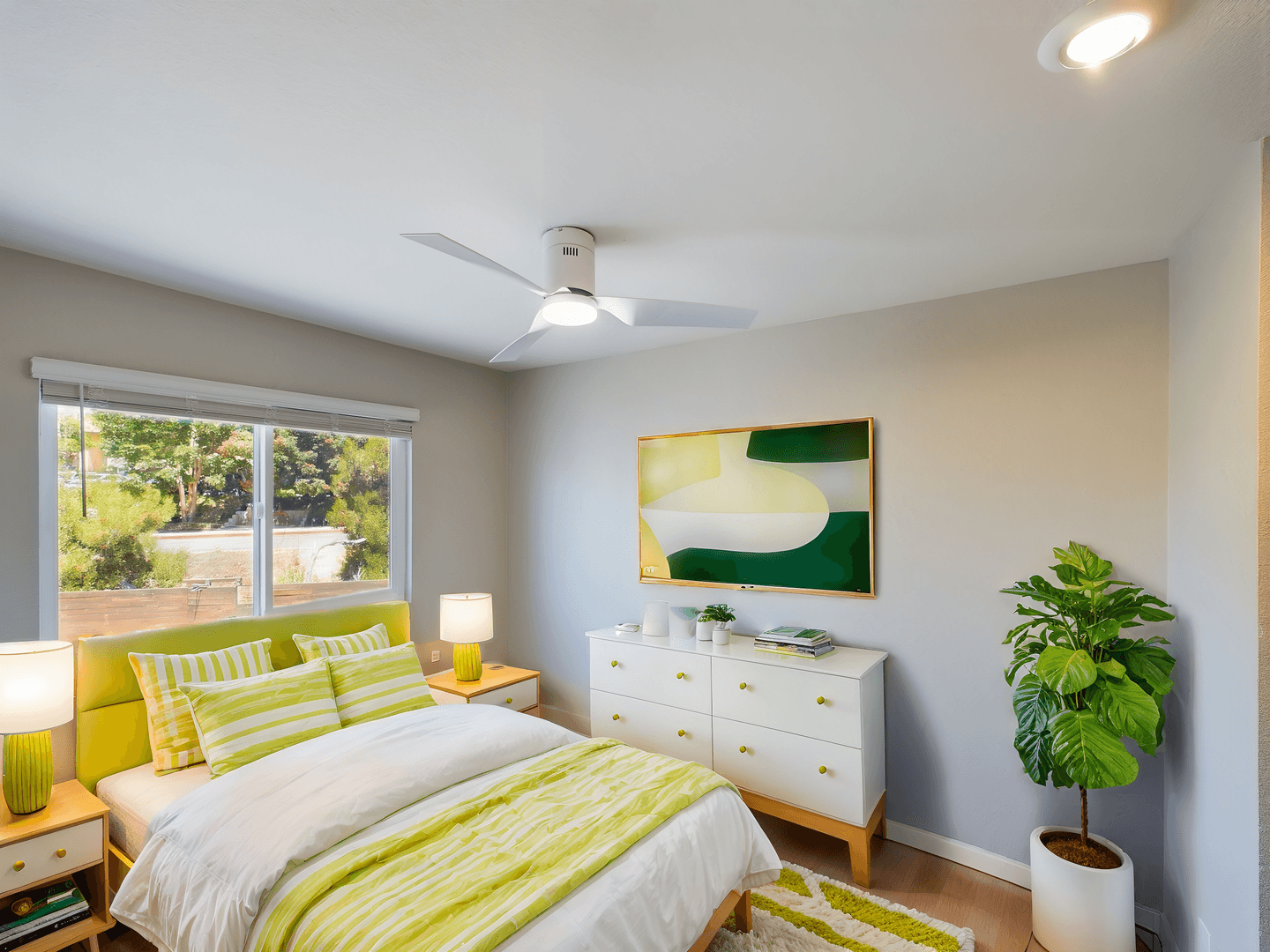 Encinitas Apartment: 185 Saxony Road