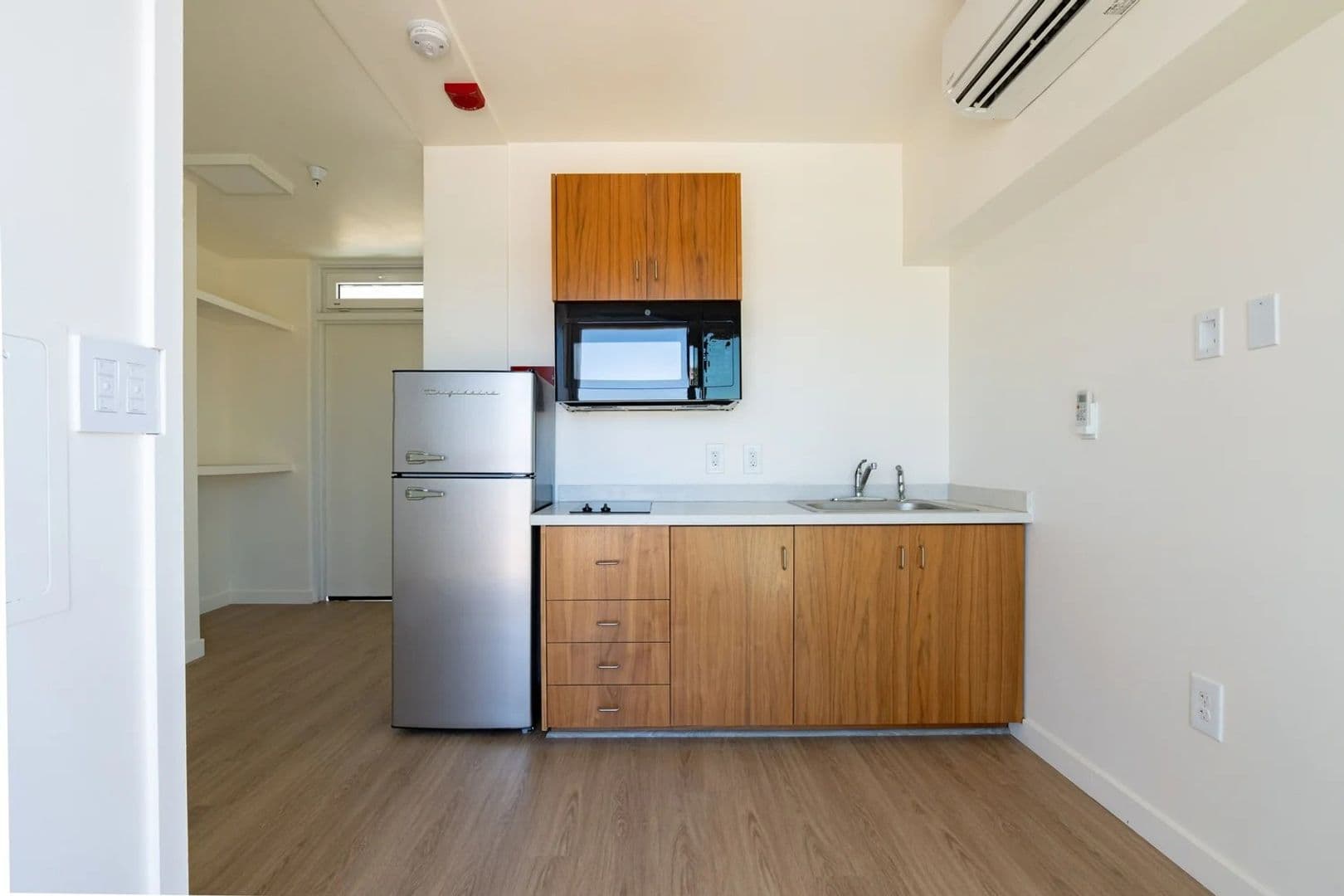 San Diego Apartment: 2955 Commercial Street