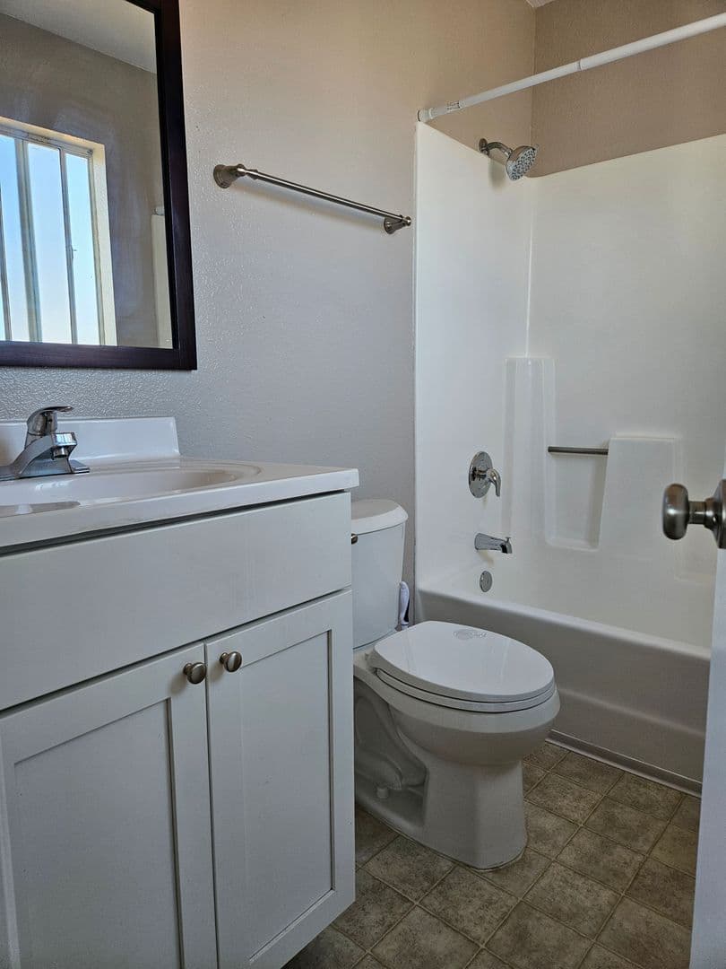 Chula Vista Apartment: 535-537 G Street