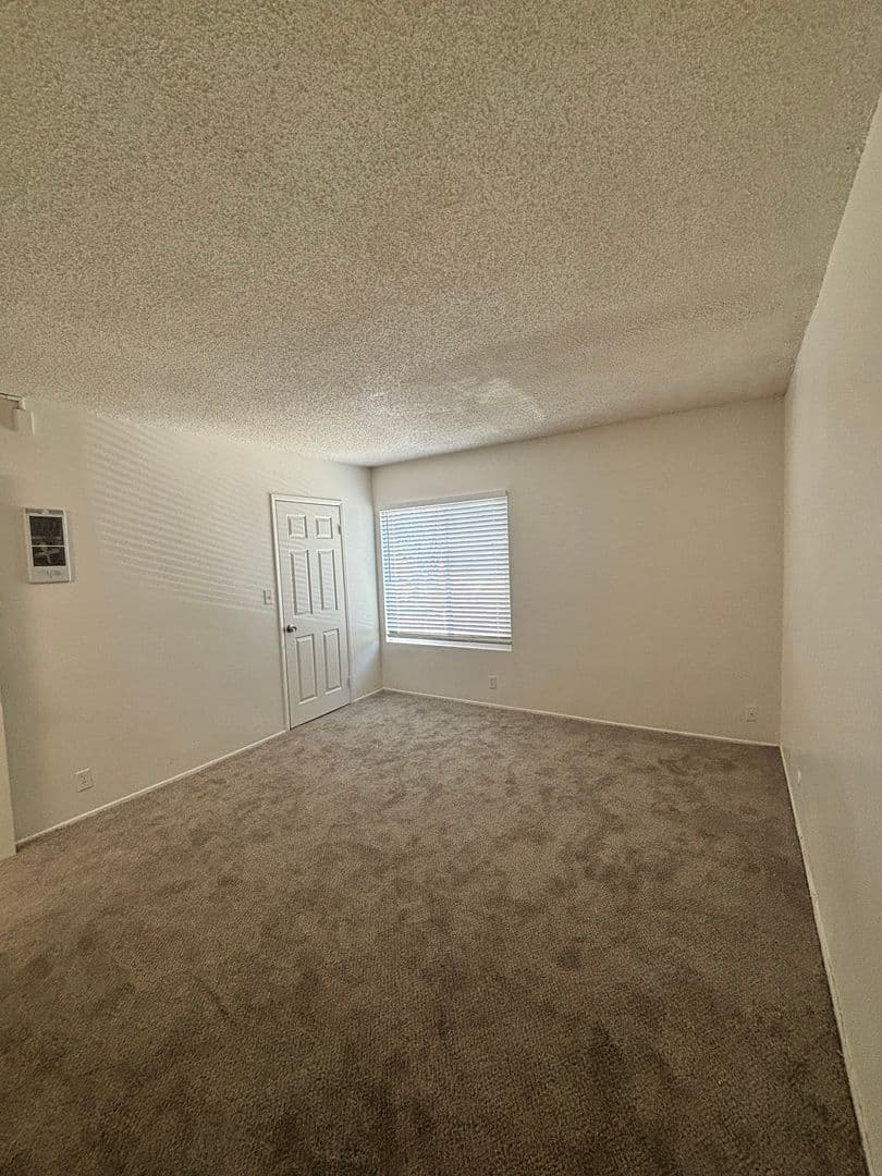San Diego Apartment: 5722 University Avenue