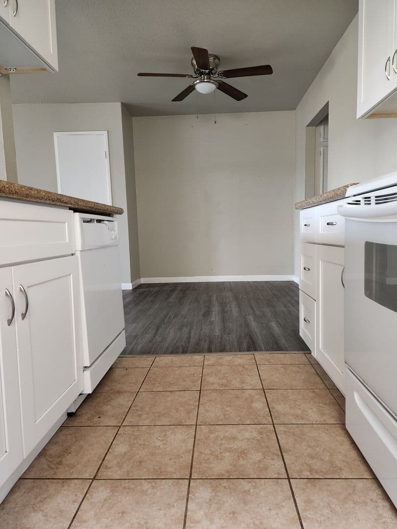 Bonsall Apartment: 31932 Del Cielo Este
