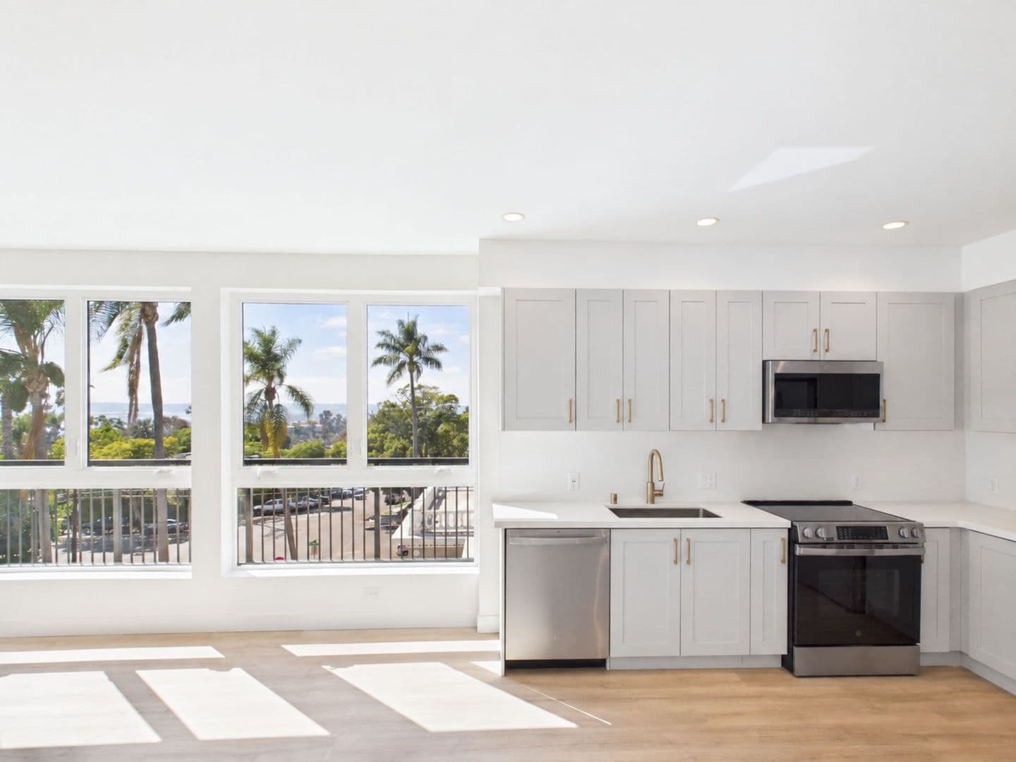 San Diego Apartment: 3104 Third Avenue