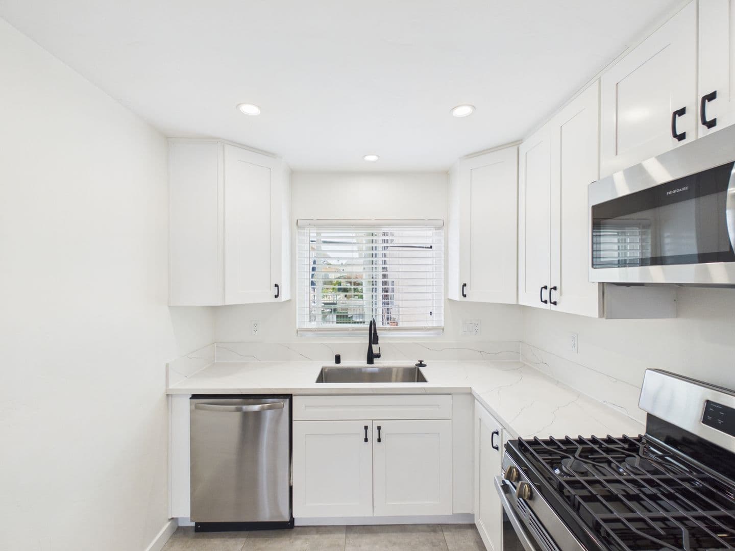 San Diego Apartment: 4329-4343.5 Alabama Street