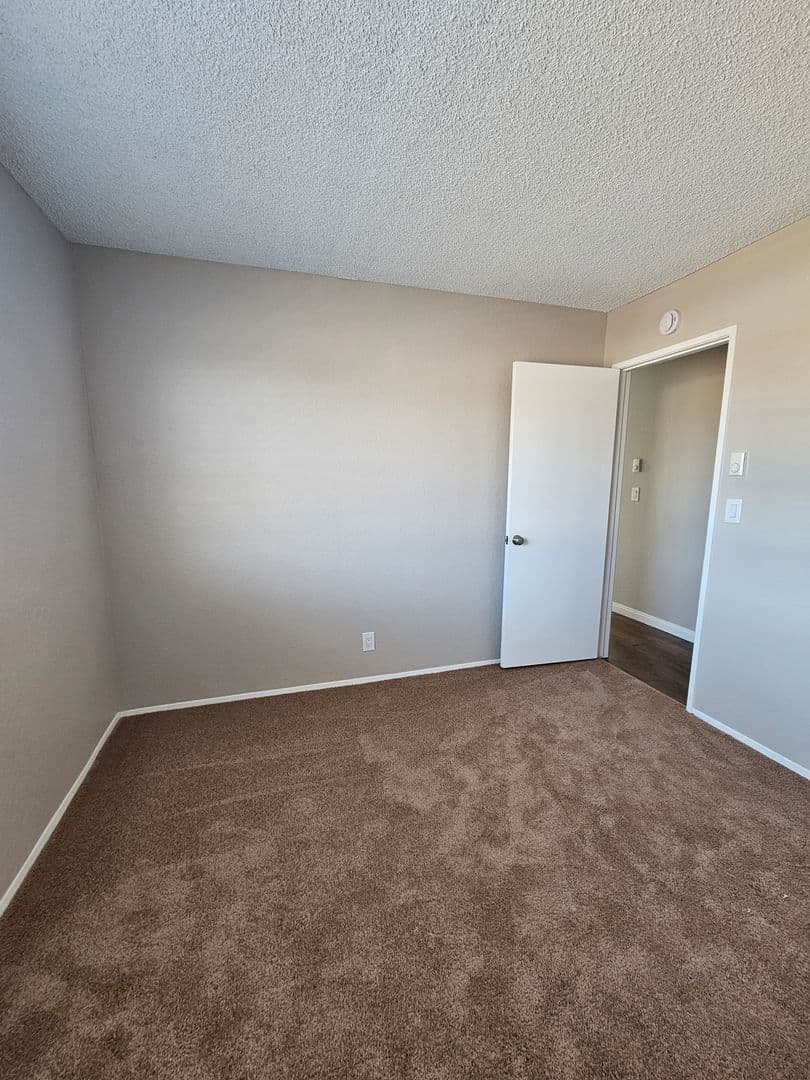 Chula Vista Apartment: 535-537 G Street