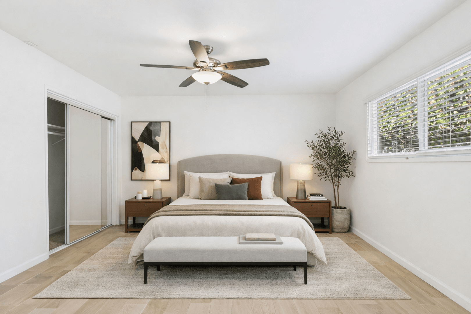 Encinitas Apartment: 330 W I Street
