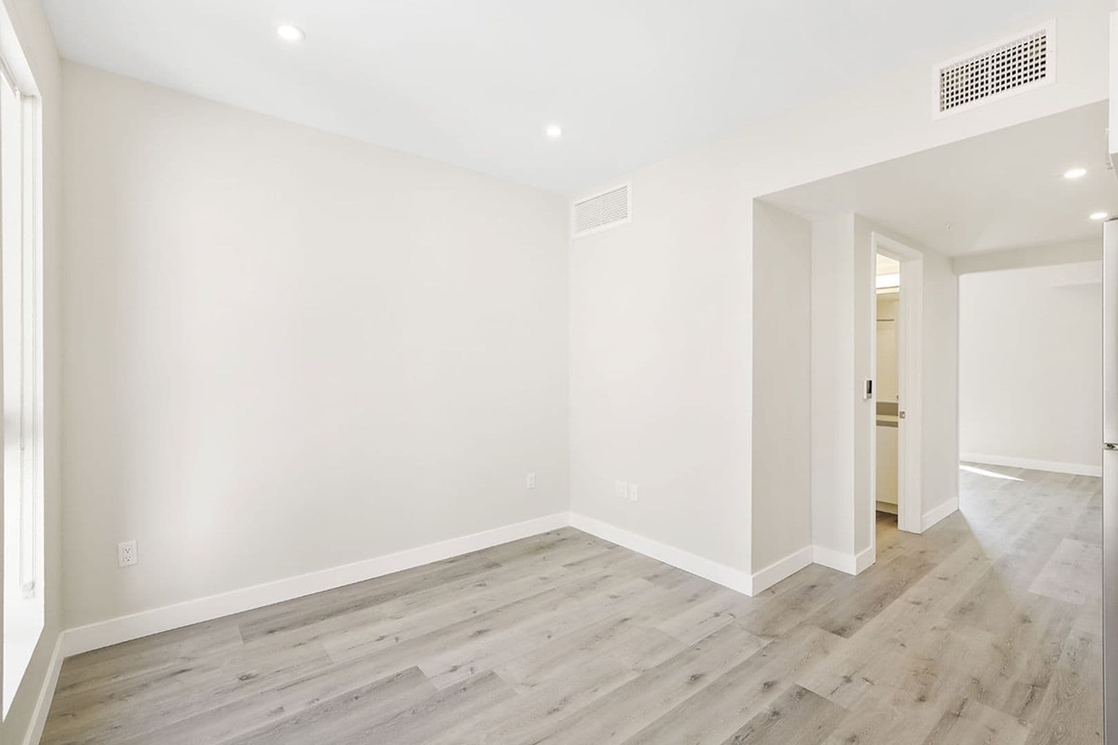 San Diego Apartment: 4222 Georgia Street