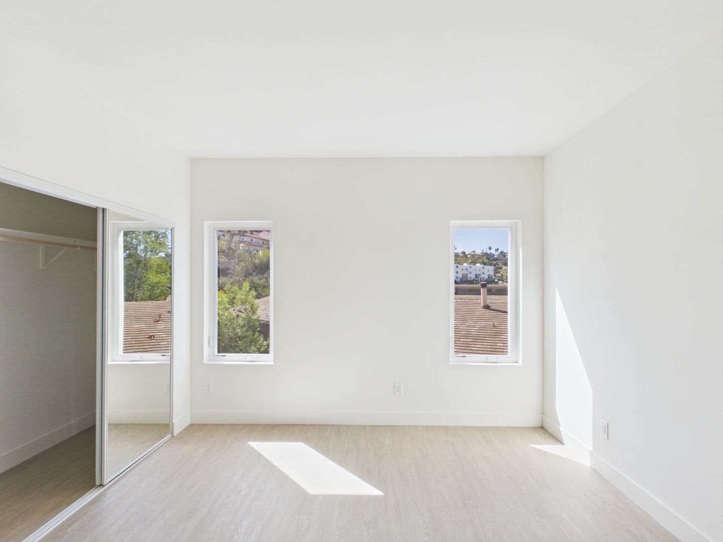 Carlsbad Apartment: 7525-7535 Romeria Street