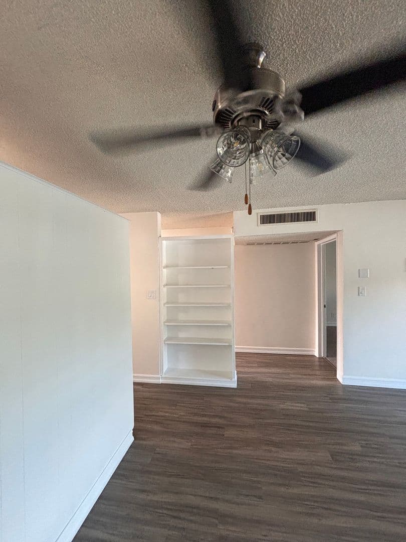 San Diego Apartment: 5722 University Avenue