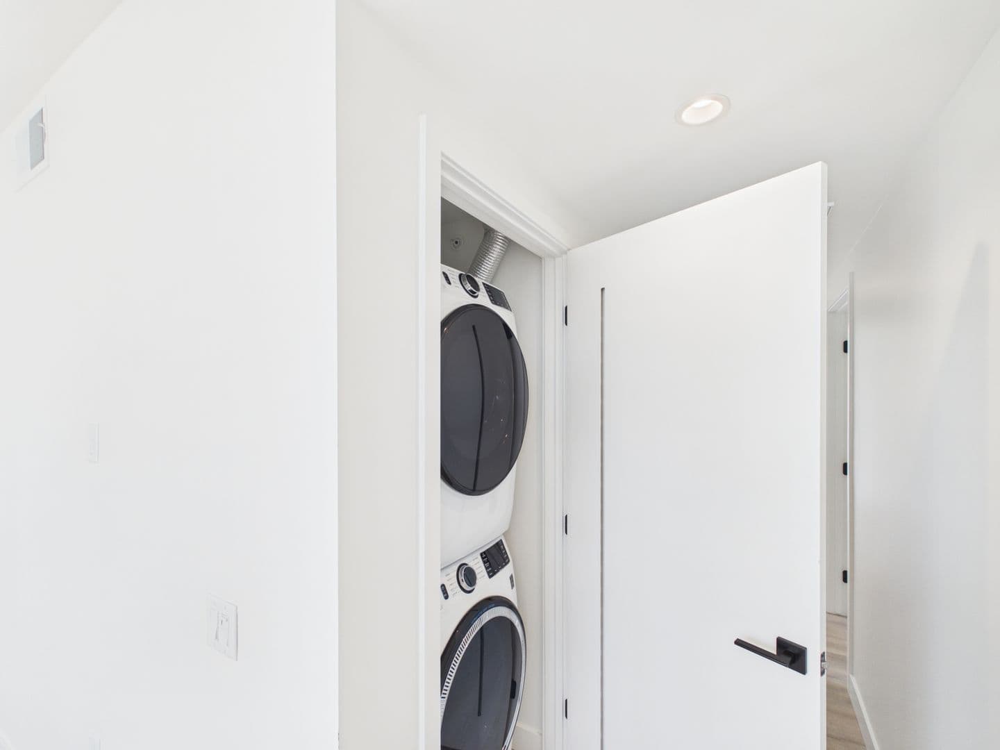 San Diego Apartment: 3104 Third Avenue