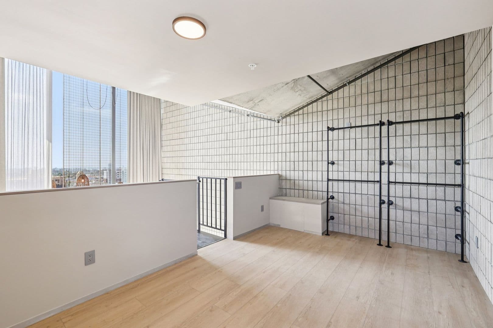 San Diego Apartment: 2820 Polk Avenue