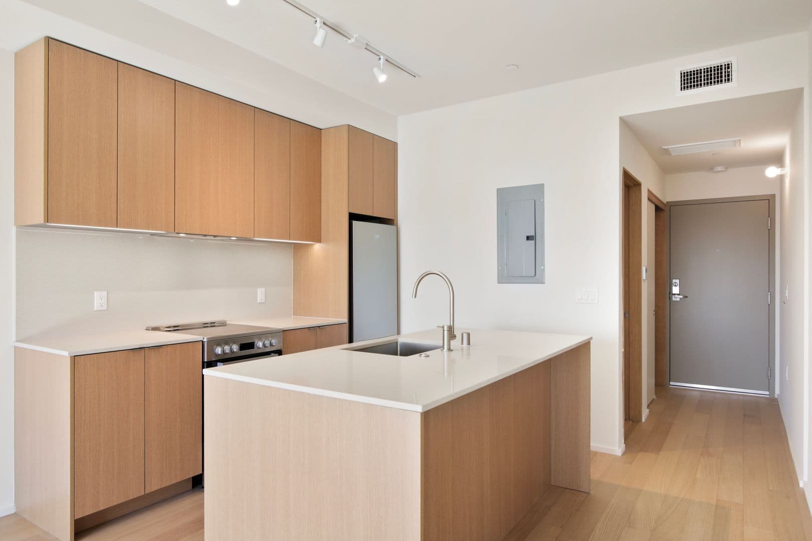 San Diego Apartment: 2028 Howard Avenue