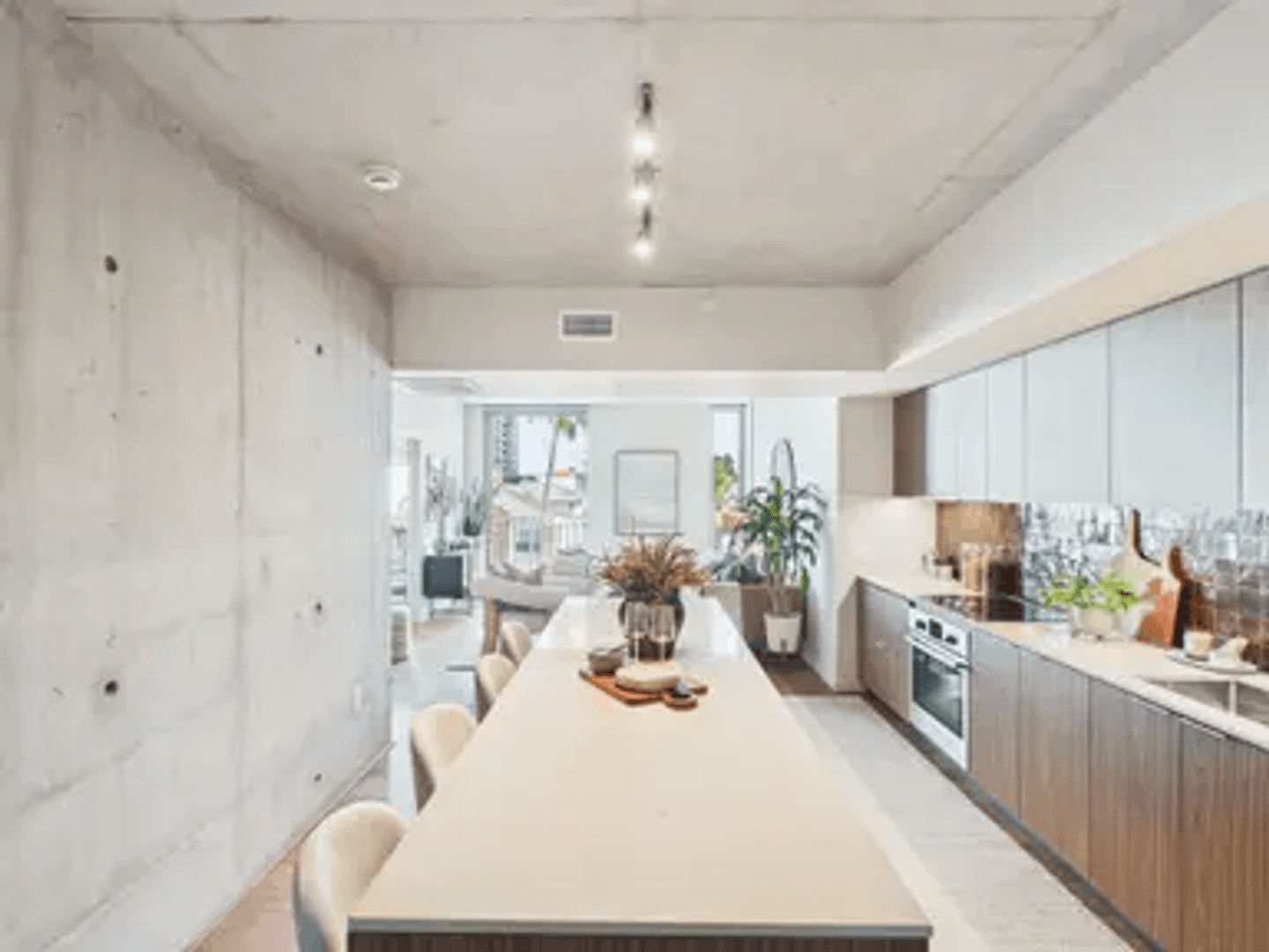 San Diego Apartment: 2710 Third Avenue