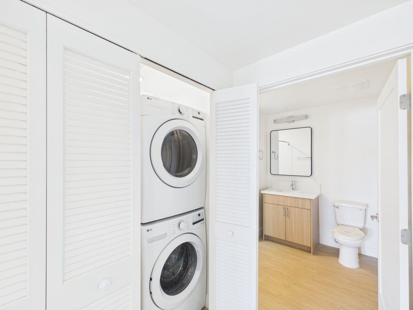 Carlsbad Apartment: 7525-7535 Romeria Street