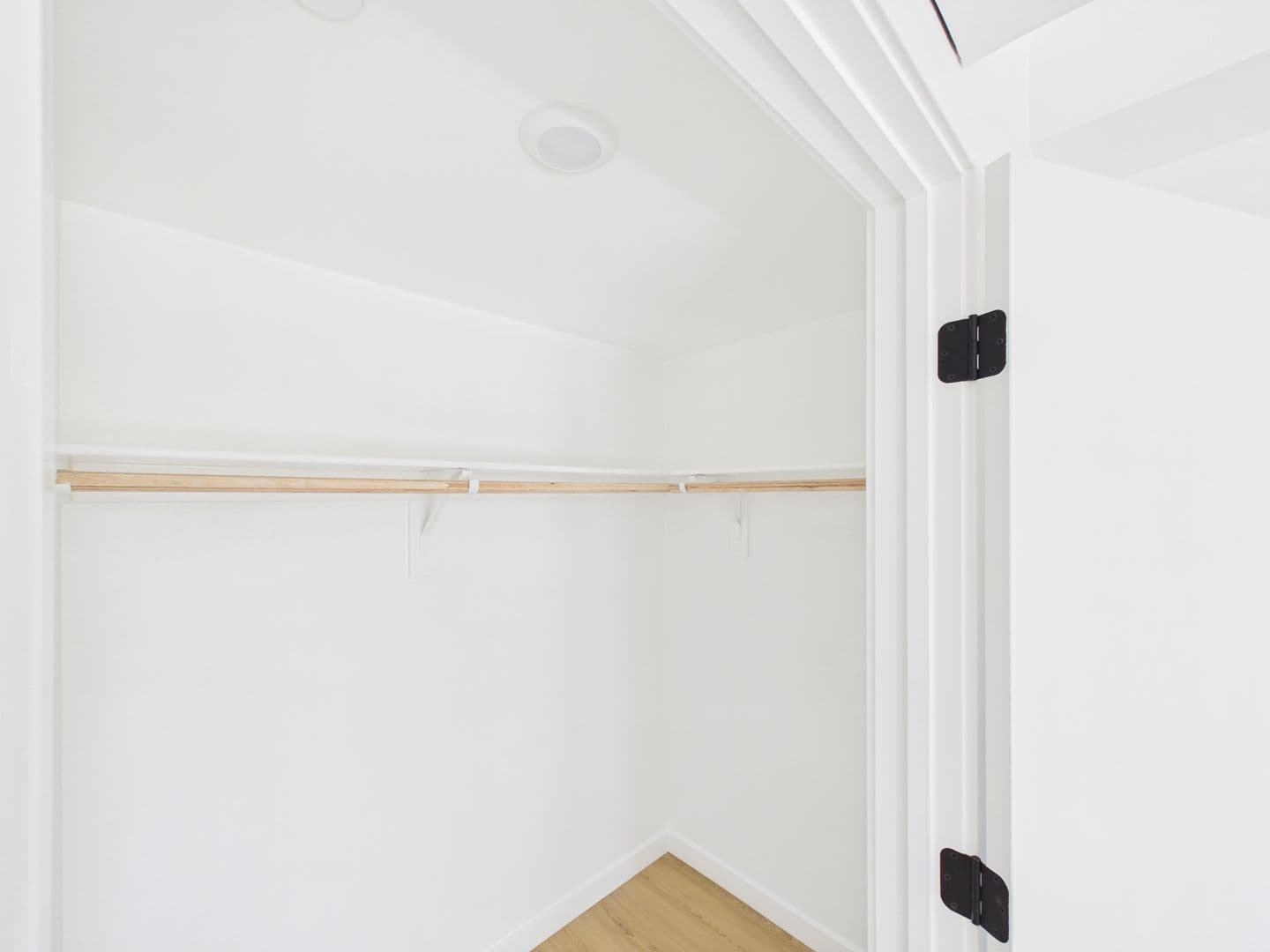 San Diego Apartment: 2844 Lytton Street