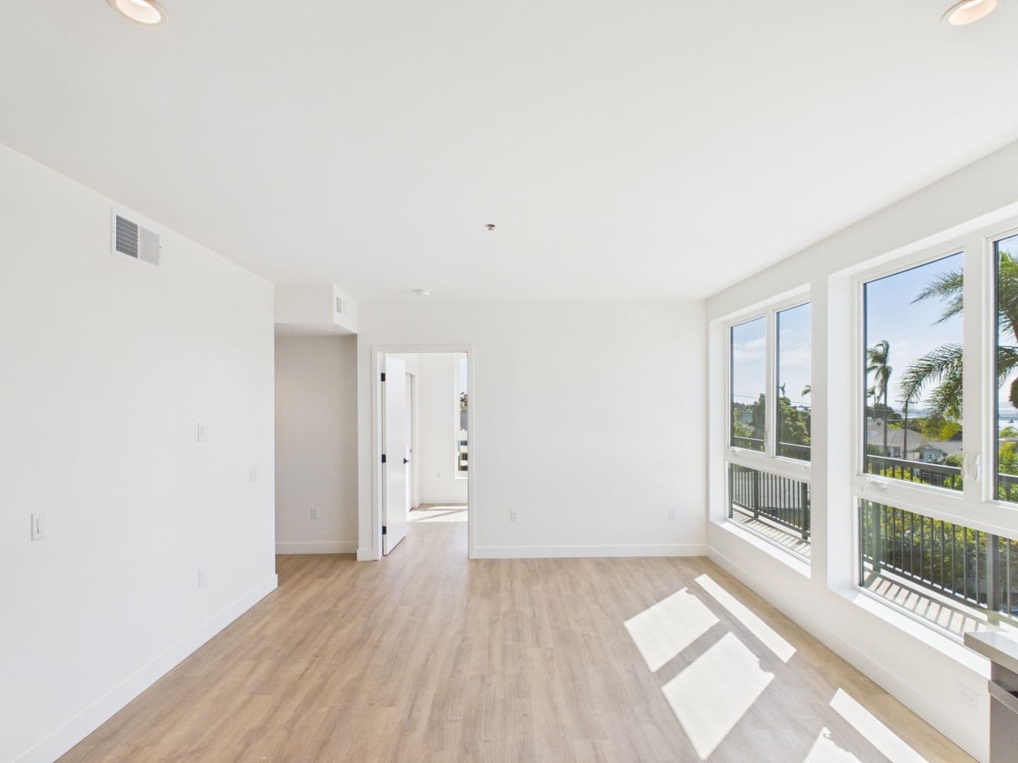 San Diego Apartment: 3104 Third Avenue