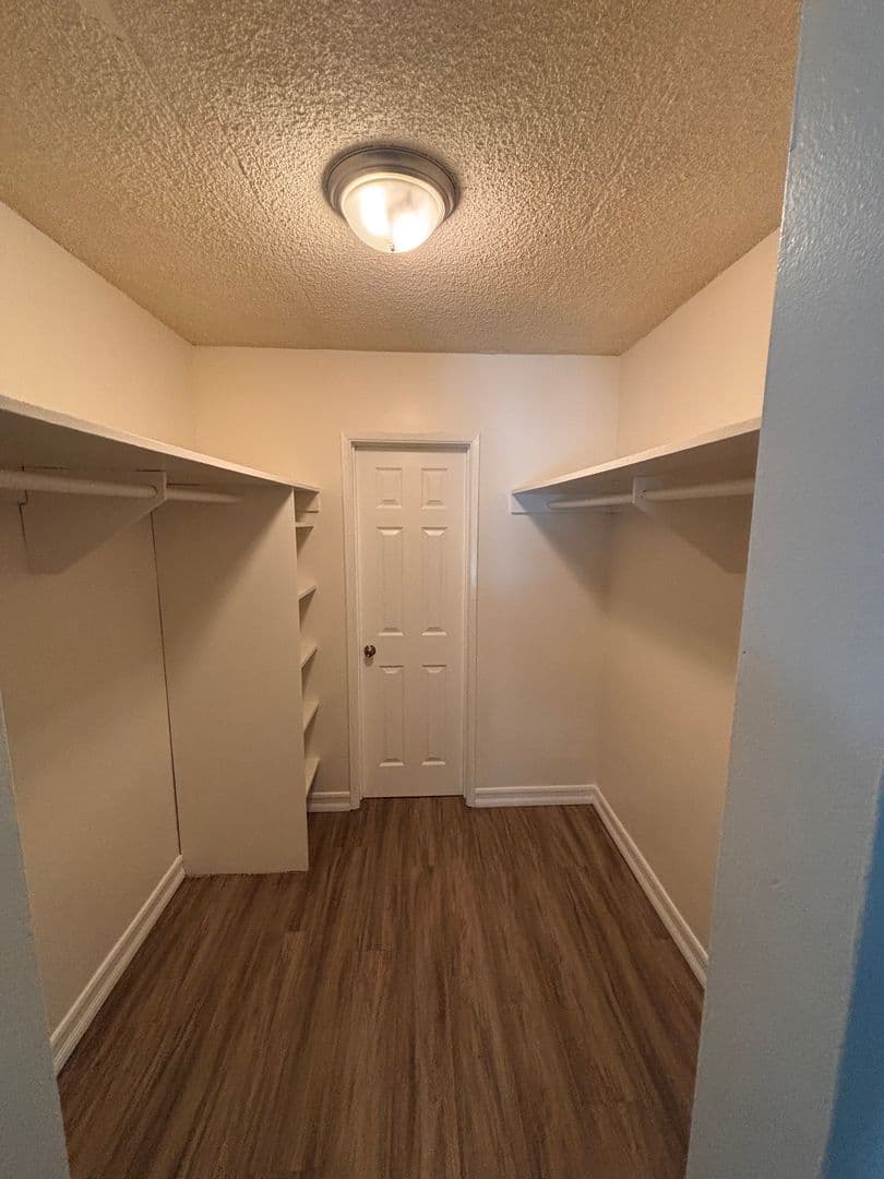 San Diego Apartment: 5722 University Avenue