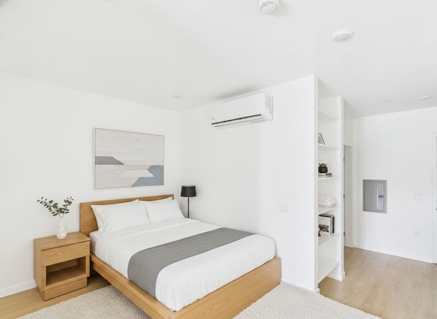 San Diego Apartment: 2844 Lytton Street