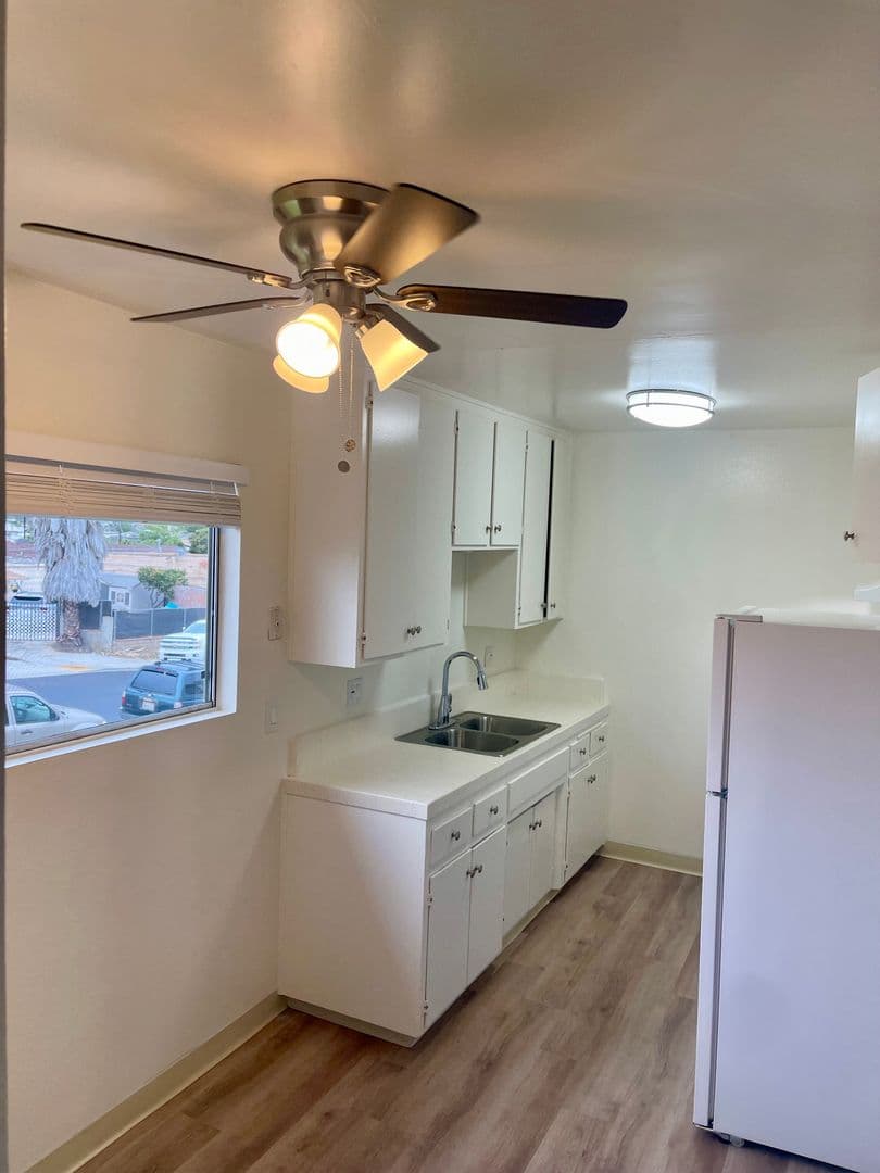 Imperial Beach Apartment: 1357 Elder Avenue