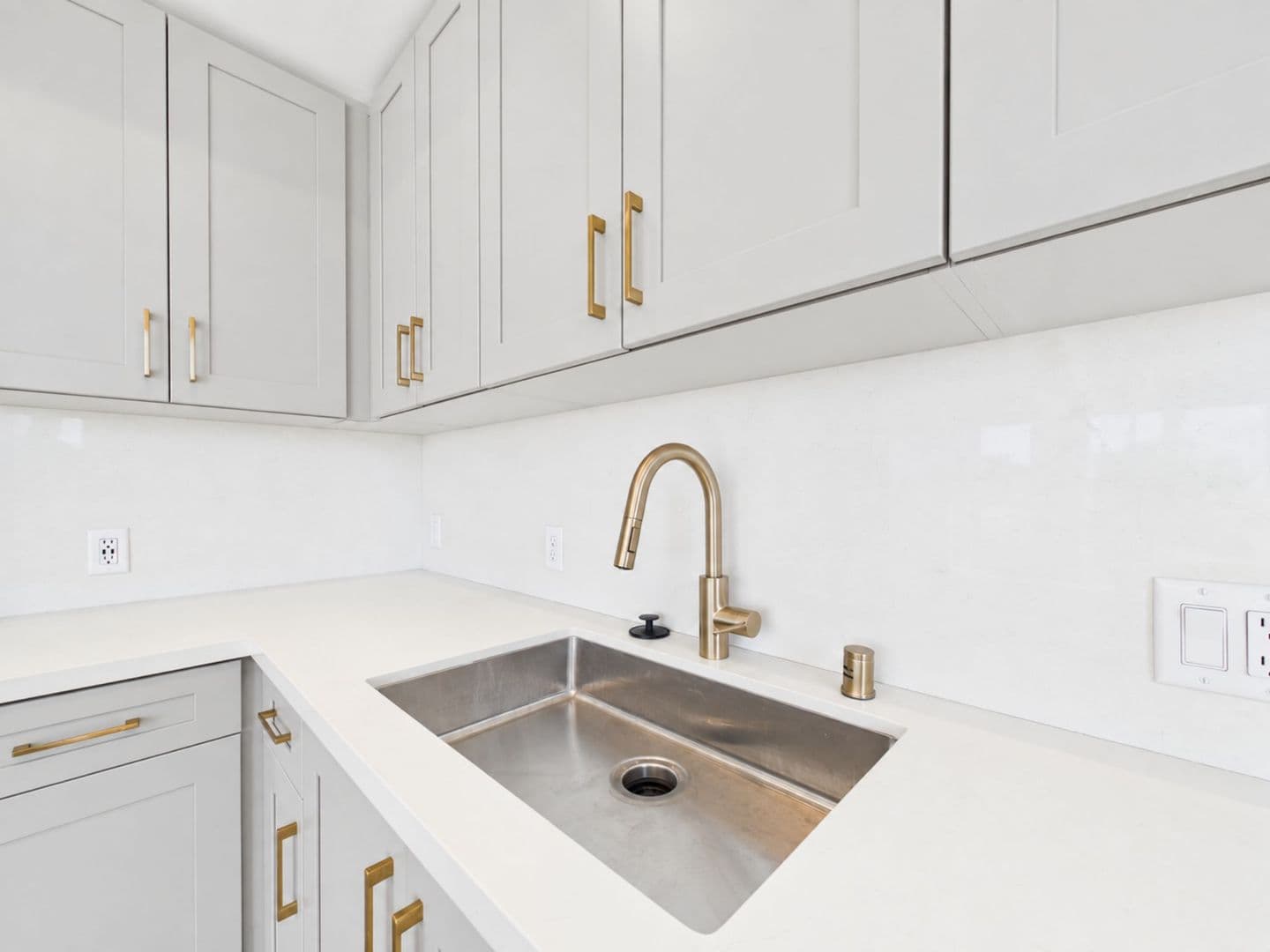 San Diego Apartment: 3104 Third Avenue