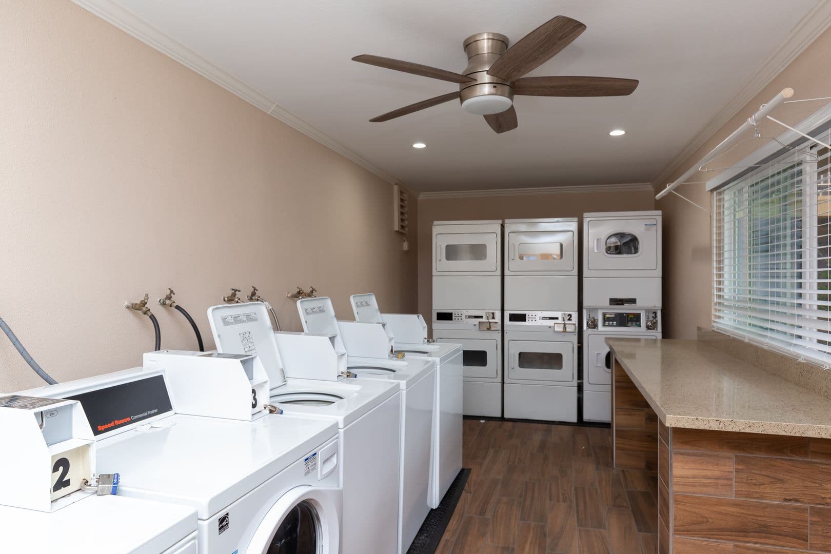 Poway Apartment: 13326 Community Road