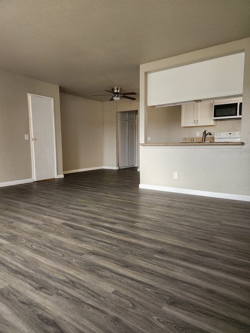 Bonsall Apartment: 31932 Del Cielo Este