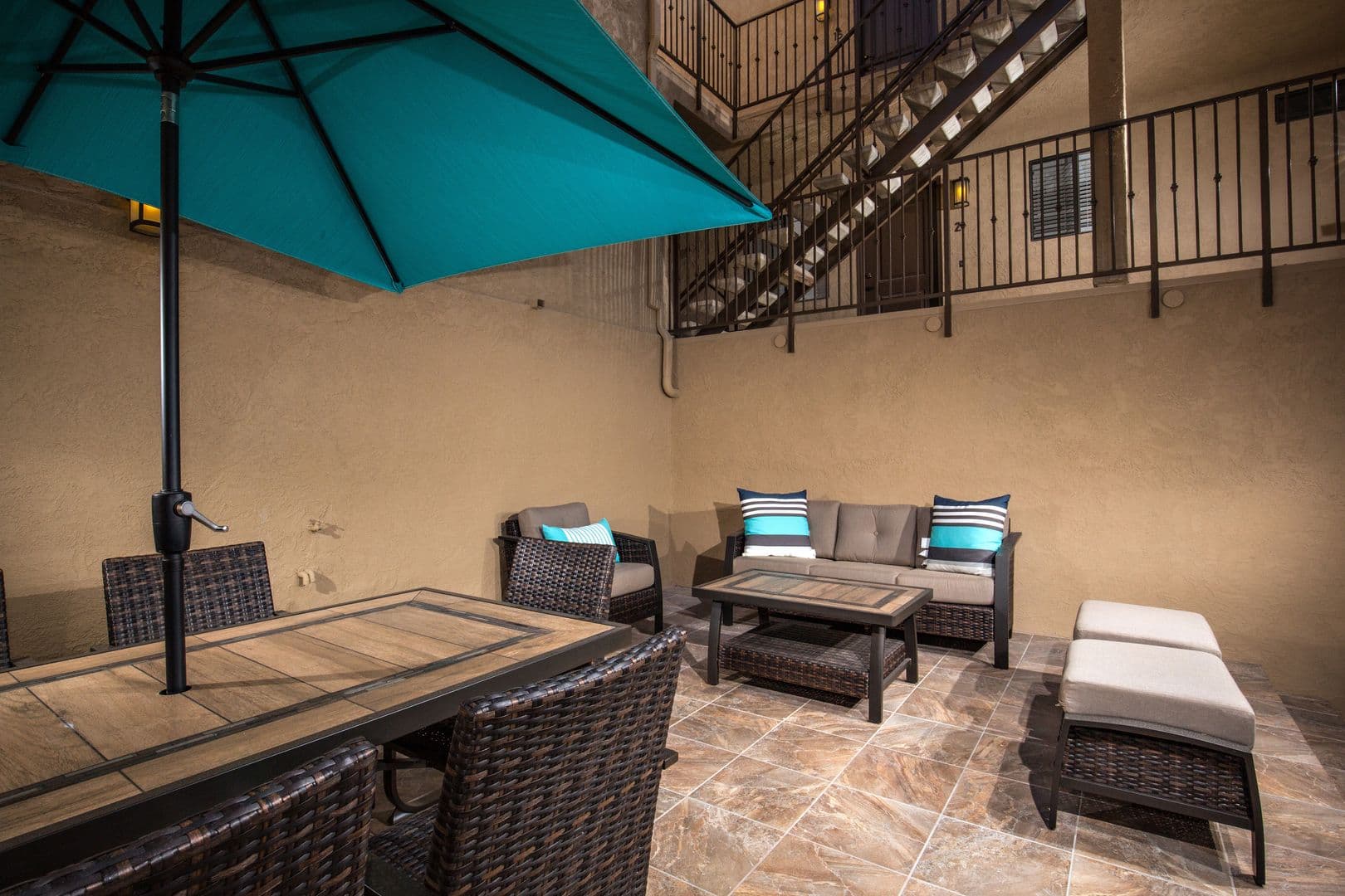 San Diego Apartment: 2827 A Street