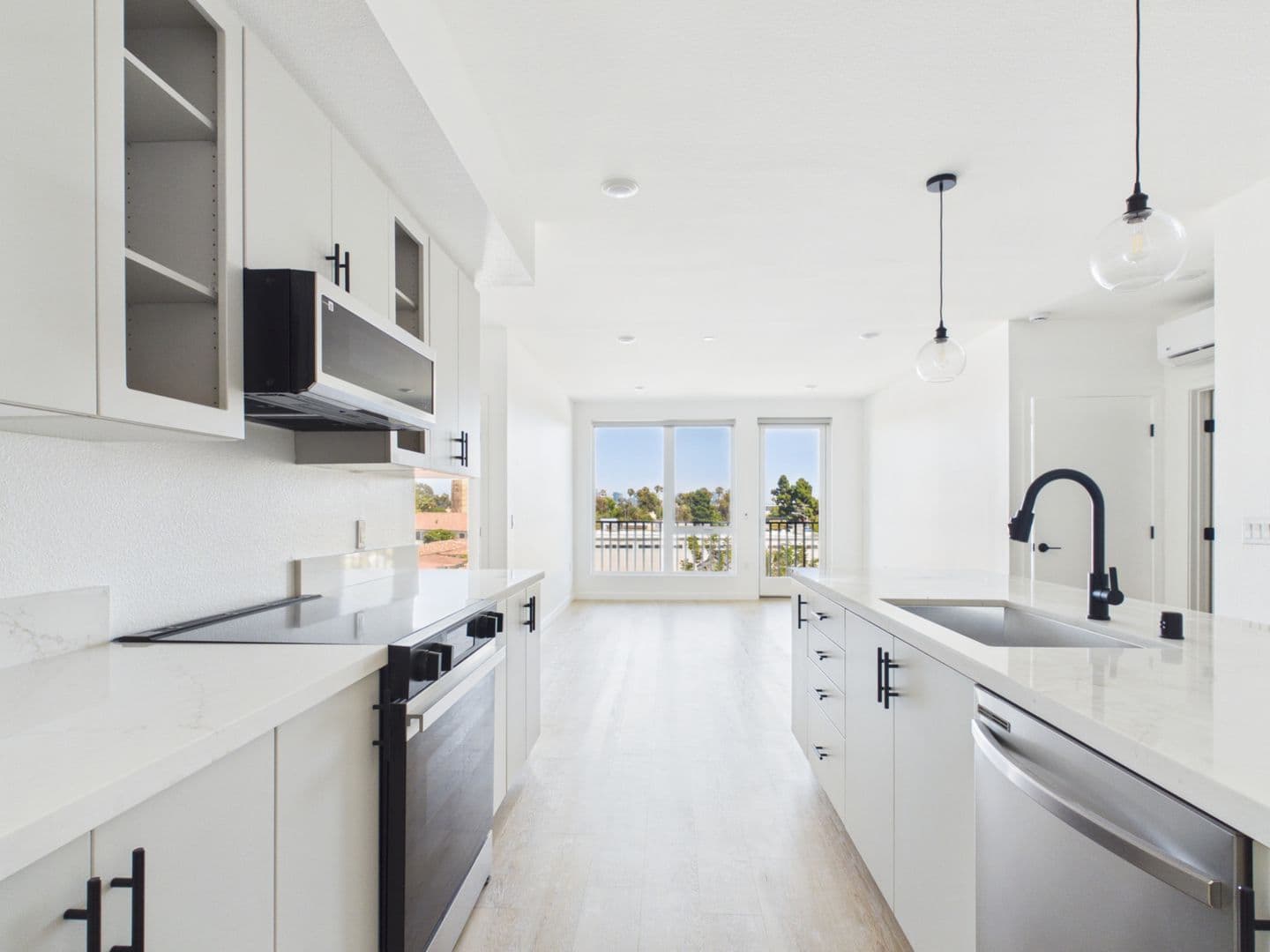 San Diego Apartment: 2844 Lytton Street