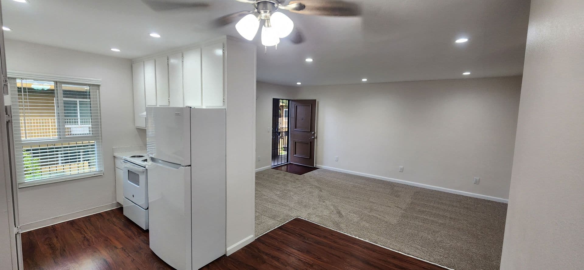 Poway Apartment: 13326 Community Road