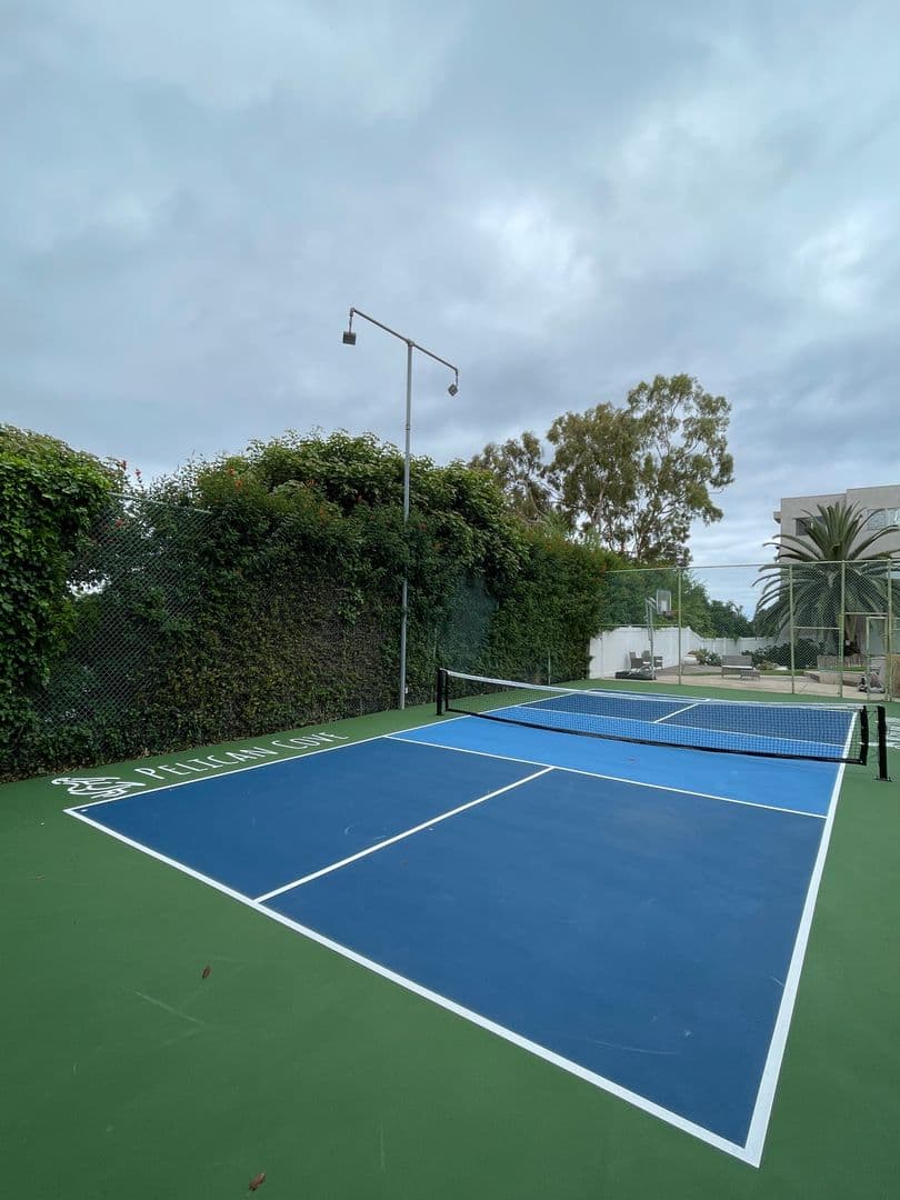 Oceanside Apartment: 707 - 709 Eaton Street