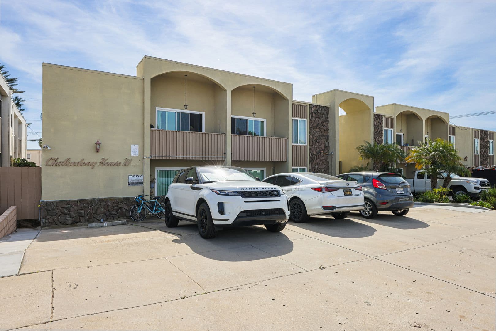 San Diego Apartment: 1707 Chalcedony Street