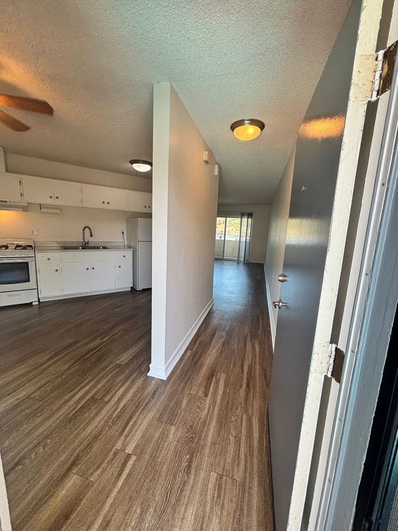 San Diego Apartment: 5722 University Avenue