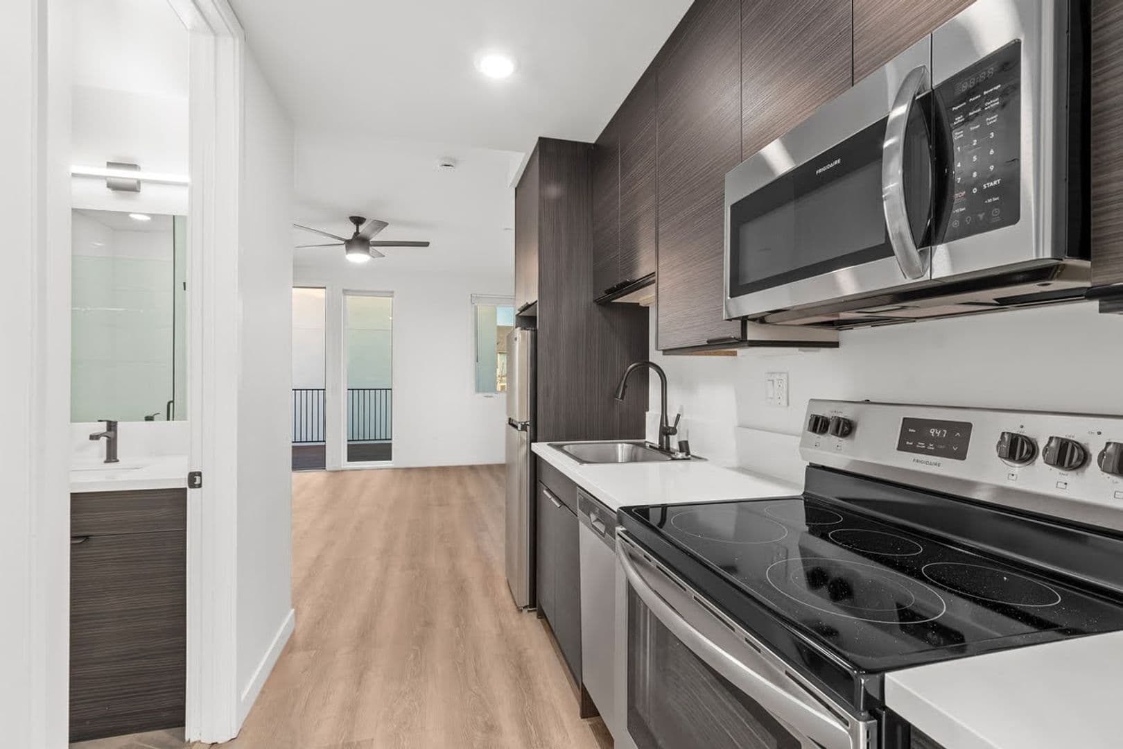 National City Apartment: 129-131 National City Boulevard
