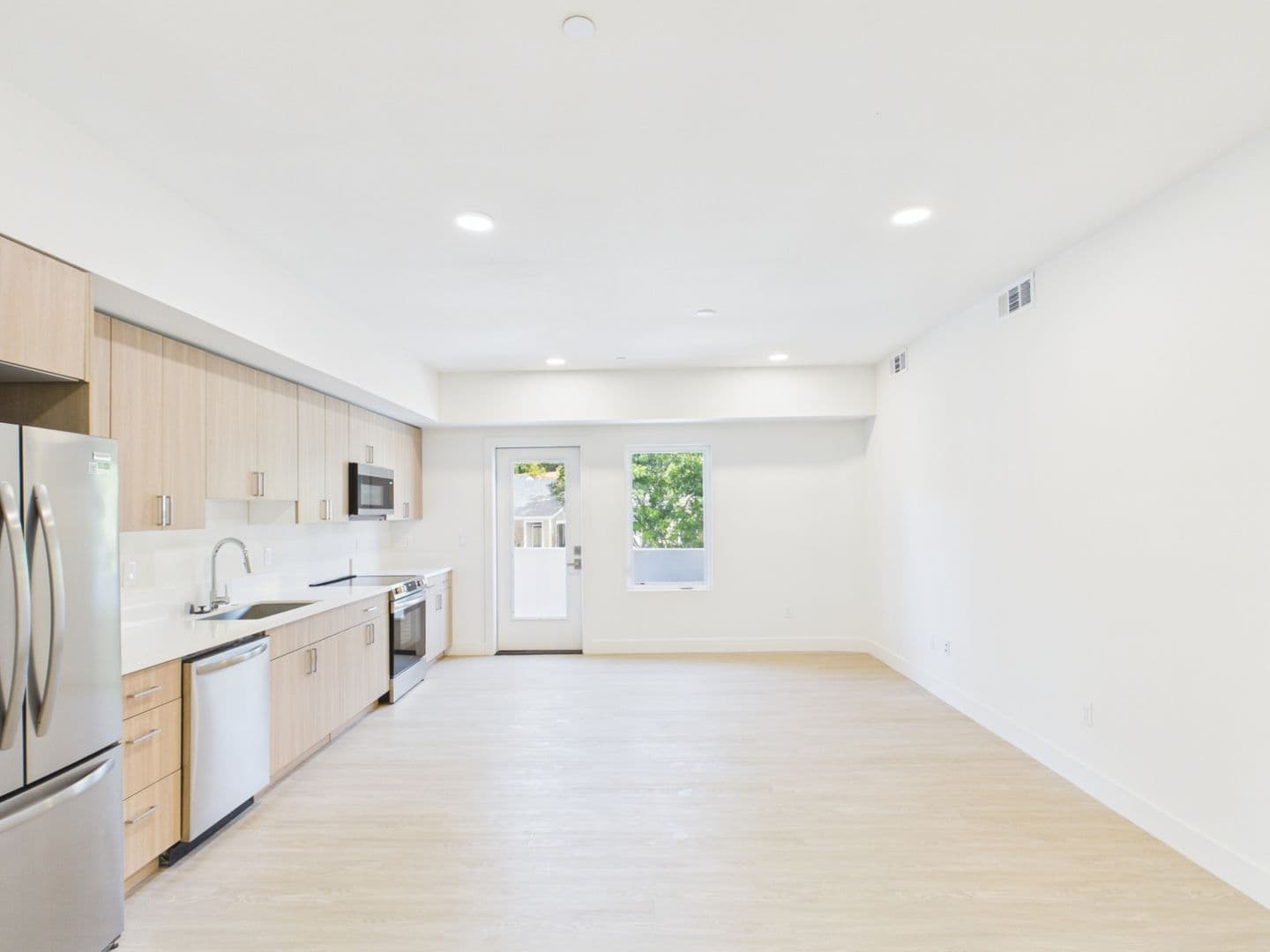 Carlsbad Apartment: 7525-7535 Romeria Street