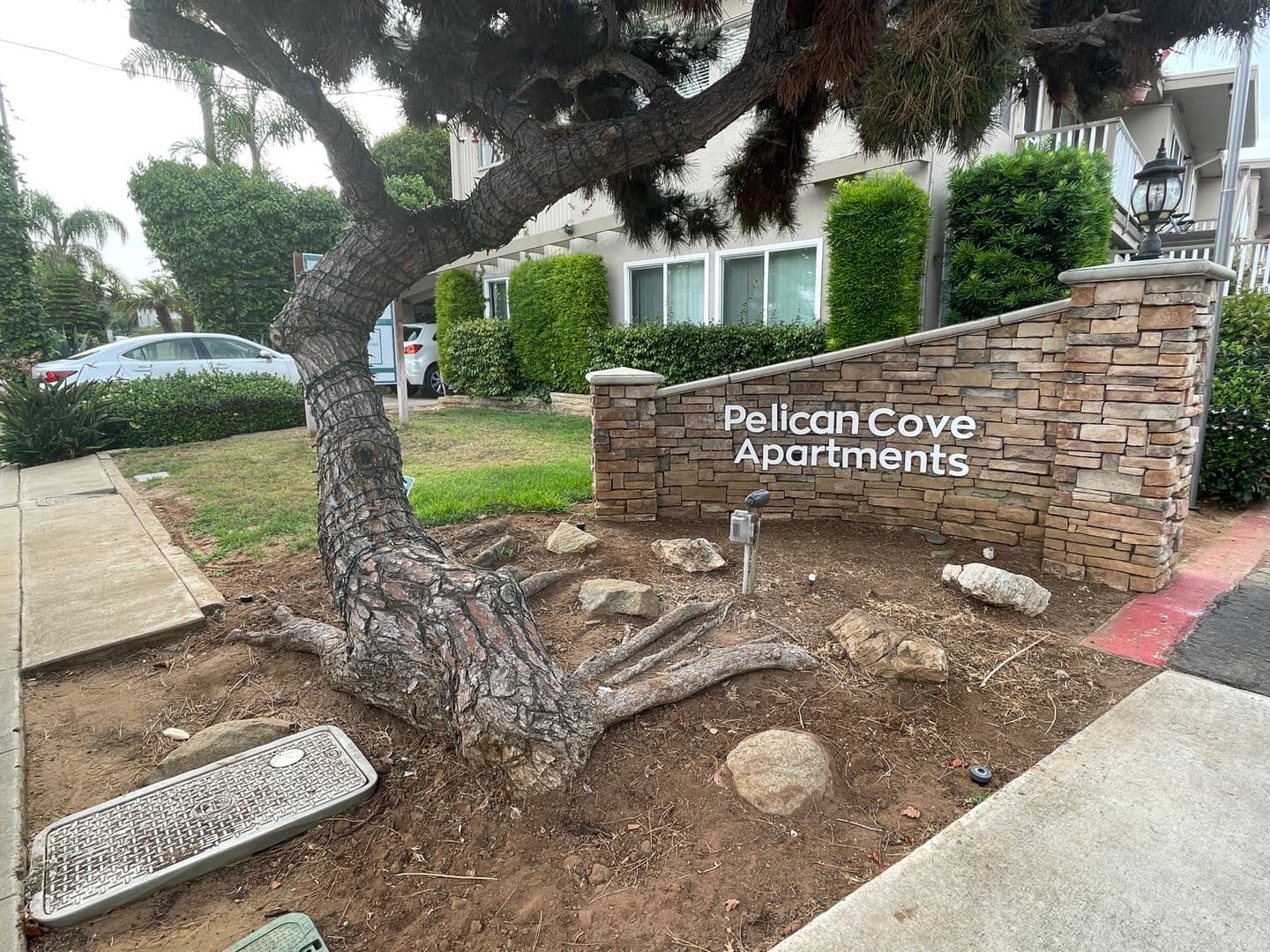 Oceanside Apartment: 707 - 709 Eaton Street