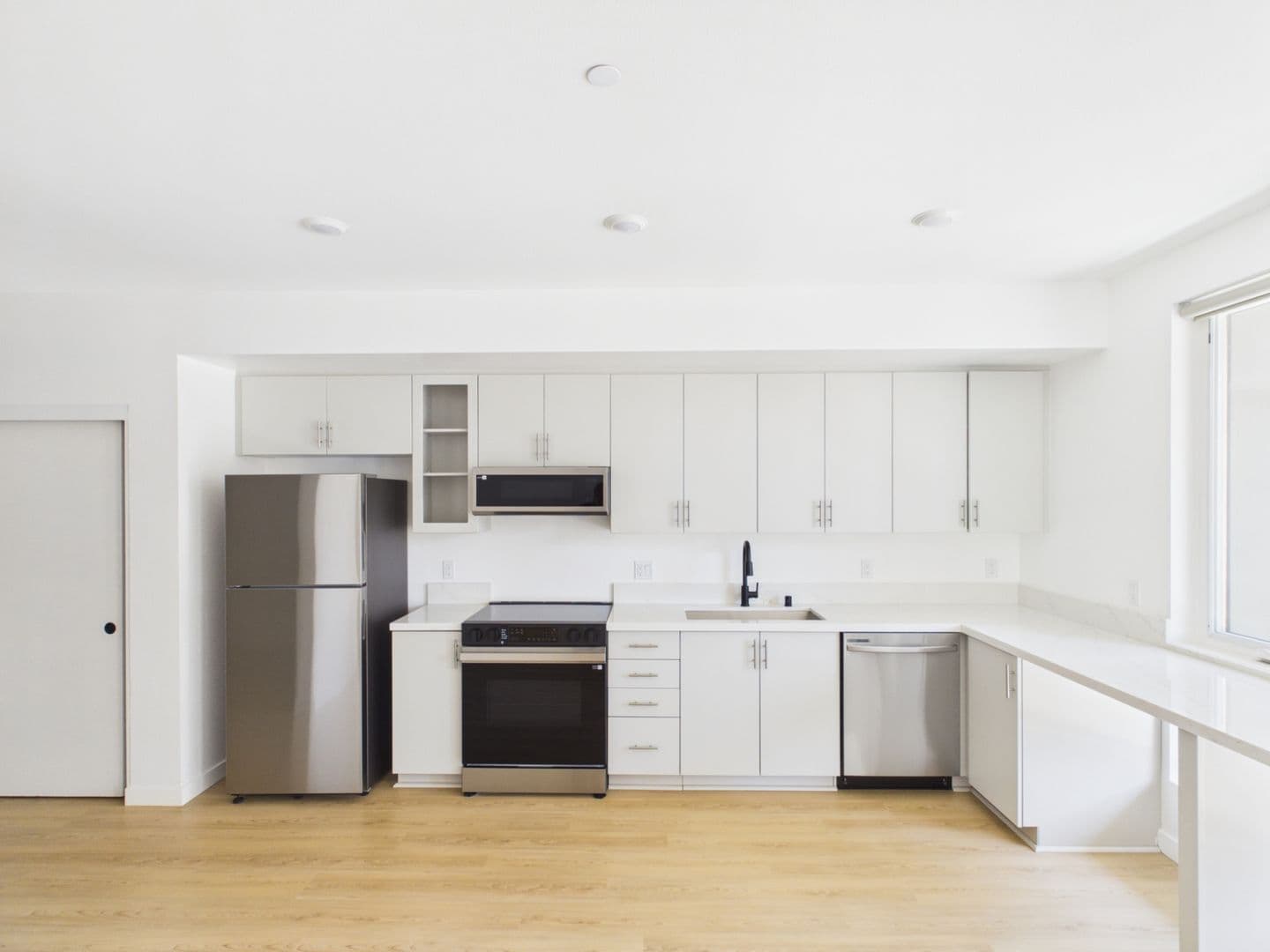 San Diego Apartment: 2844 Lytton Street