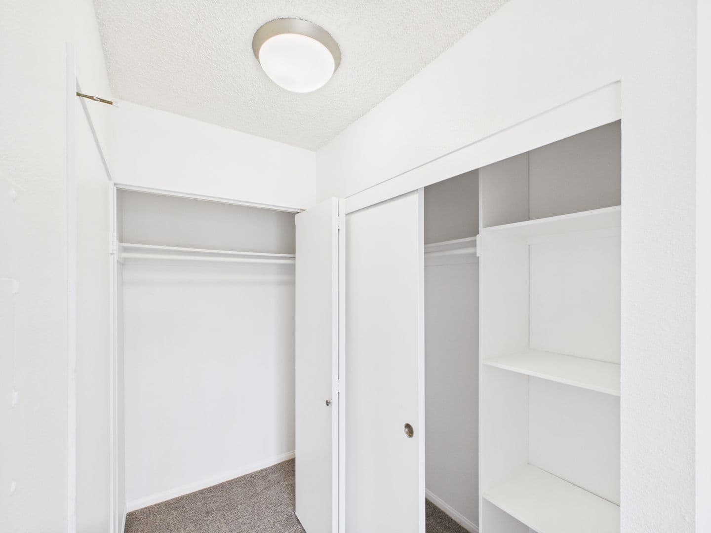 San Diego Apartment: 6106 Beadnell Way