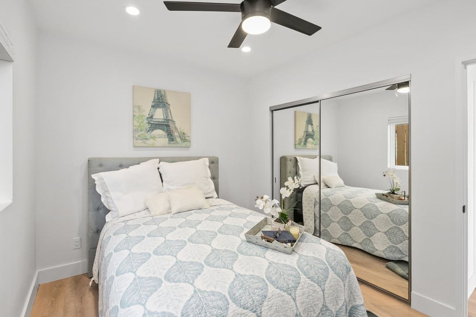San Diego Apartment: 4551 Hamilton Street