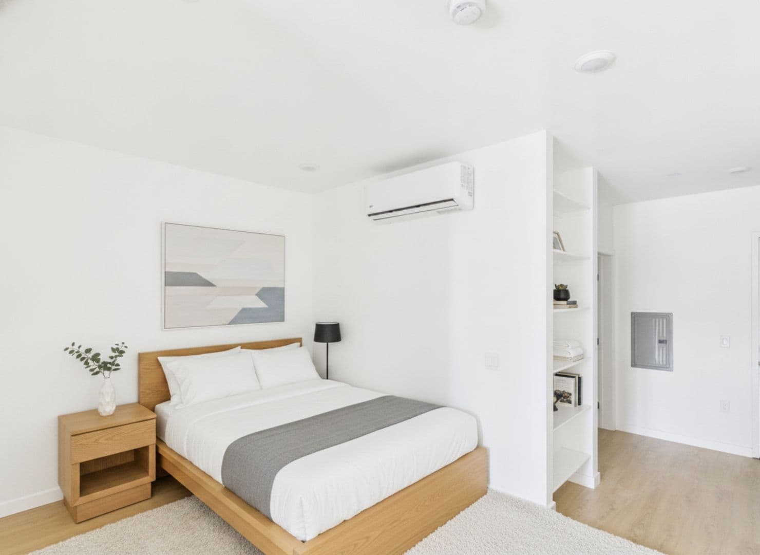 San Diego Apartment: 2844 Lytton Street