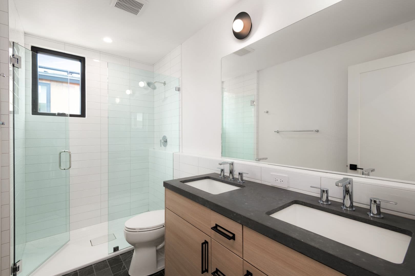 Encinitas Apartment: 811 3rd Street