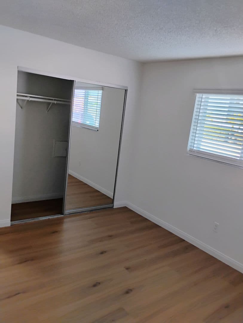 Imperial Beach Apartment: 1348 Iris Avenue