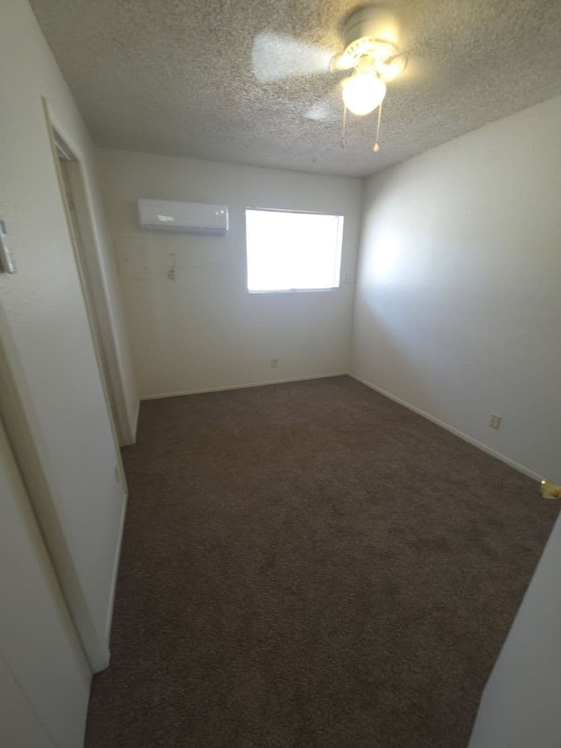 Yuma Apartment: 2056 S. 11th Ave