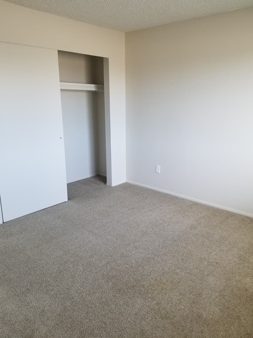 Yuma Apartment: Yuma Gardens Apartments
