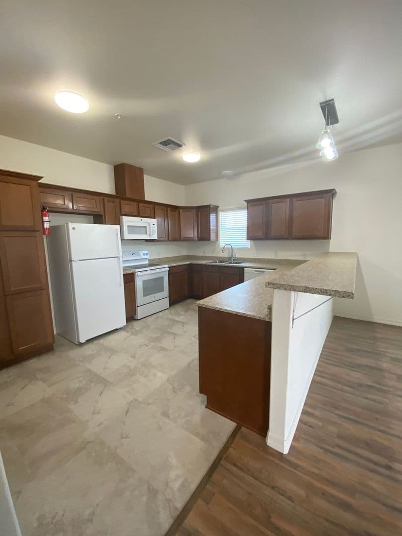 Yuma Apartment: Pacana Park