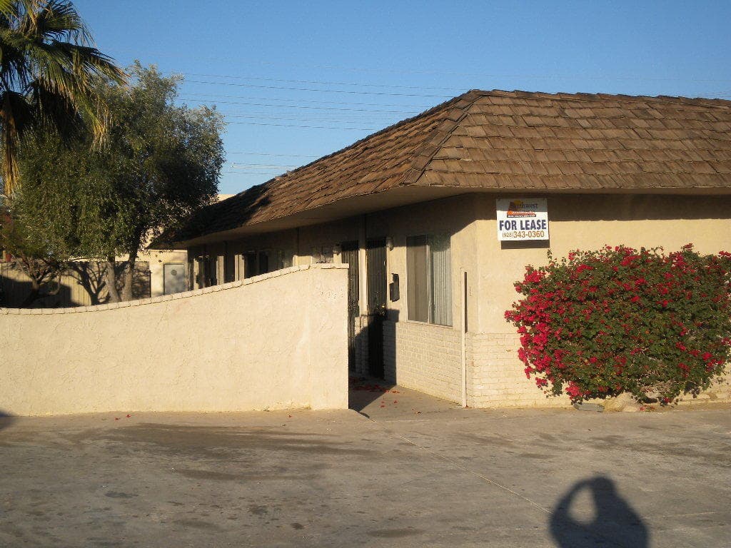Yuma Apartment: 2056 S. 11th Ave