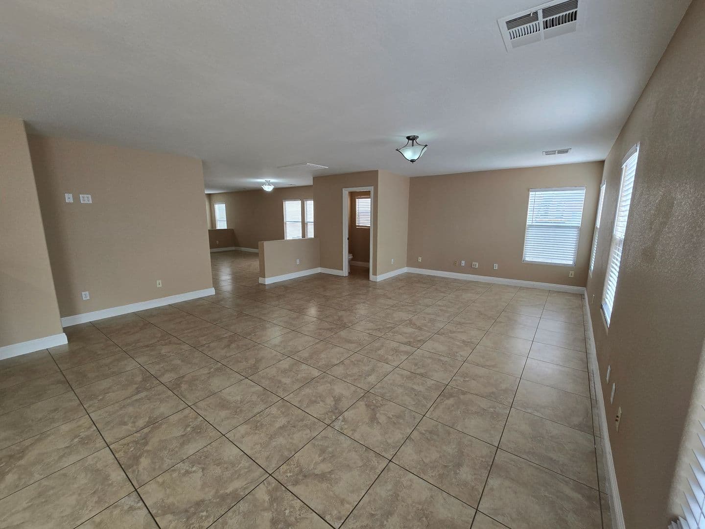 Las Vegas House: 245 Country Greens Avenue