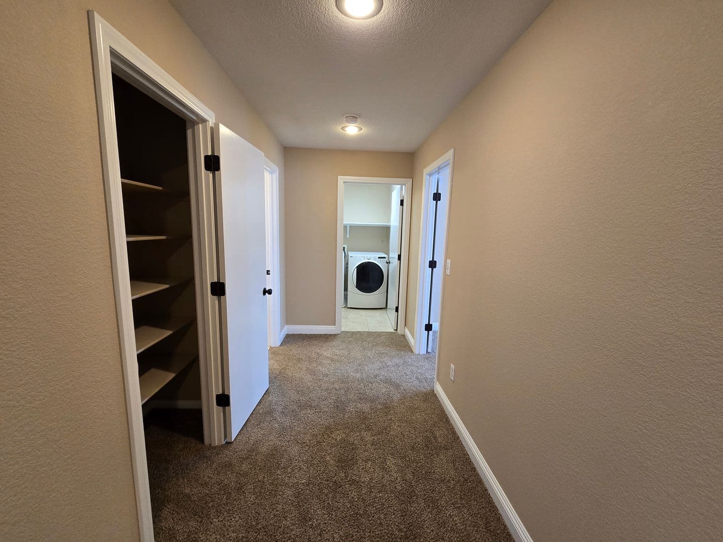 Las Vegas House: 245 Country Greens Avenue