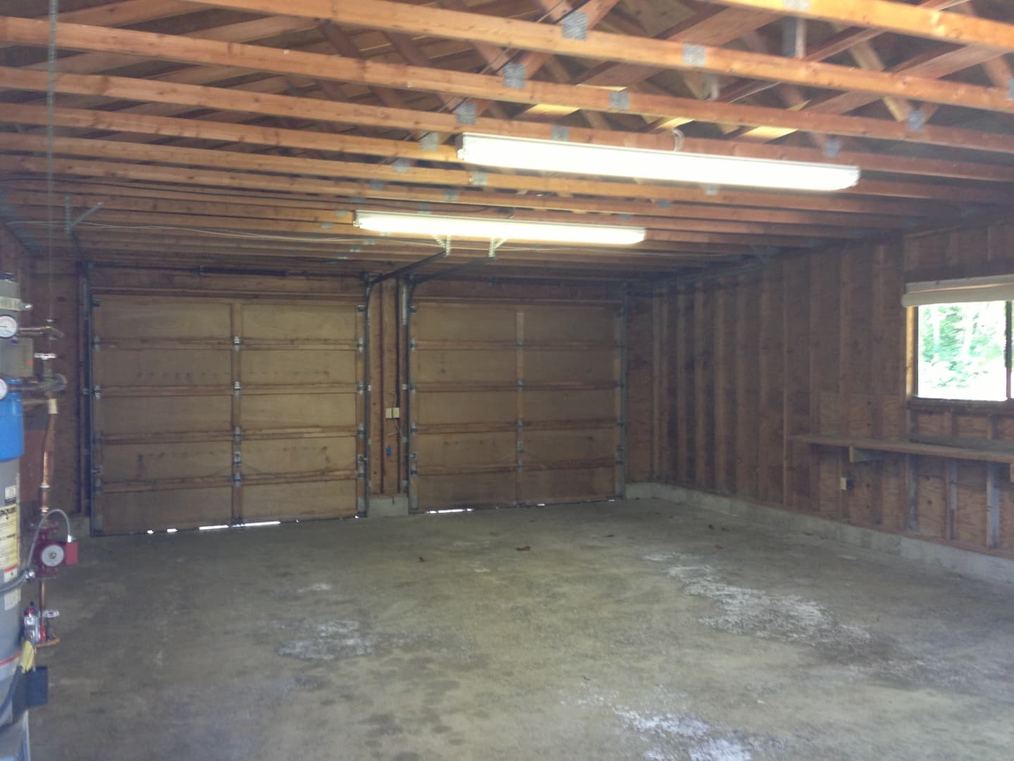 Greenbank Apartment: 925 Classic Road