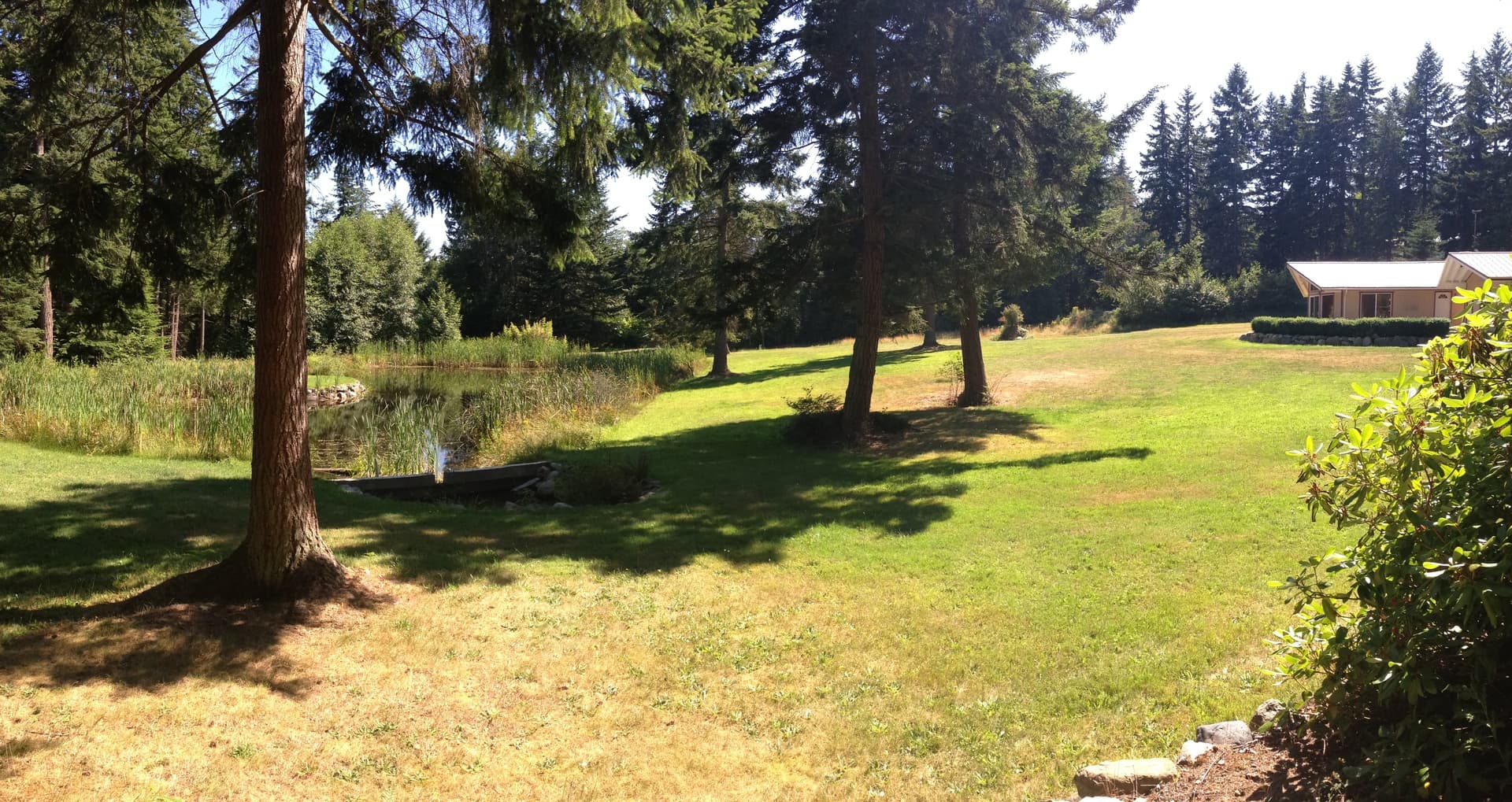 Greenbank Apartment: 925 Classic Road