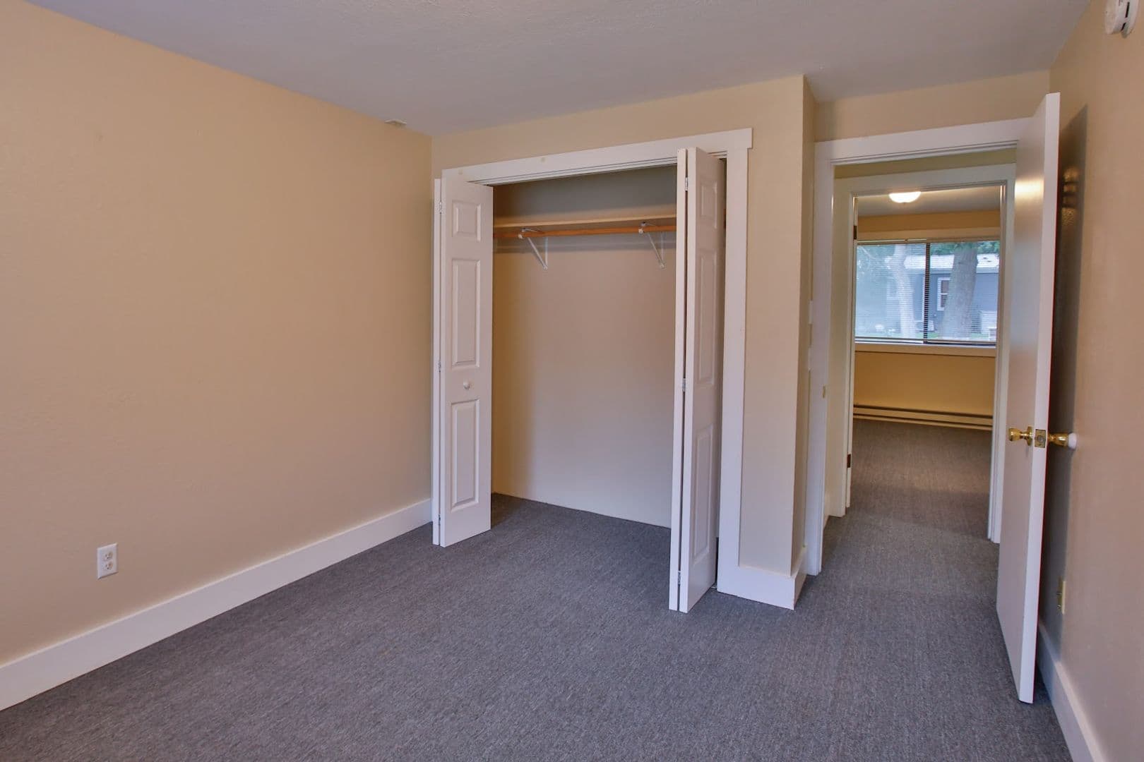 Clinton Apartment: 7891 San Juan Avenue