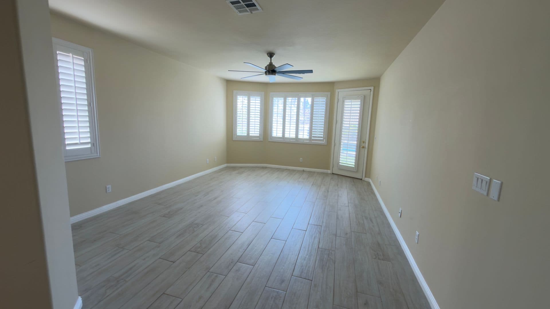 Las Vegas House: 10619 Sunwind Ave